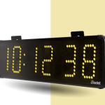 HMS LED klukka með gulum stöfum HMS LED klukka með gulum stöfum