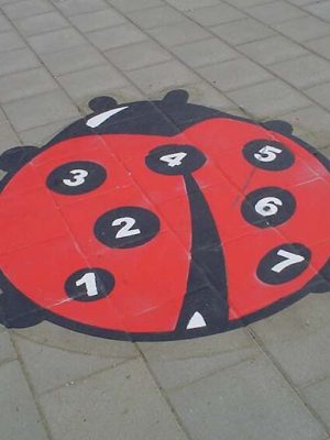 Maríubjalla til að merkja á malbiki Stærð 150 x 150 cm