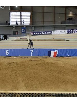 Froðufjarlægðarmælir fyrir langstökk og þrístökk