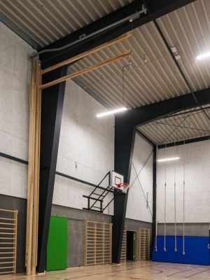 Bómusett, einfalt, lofthæð: 6-7 m