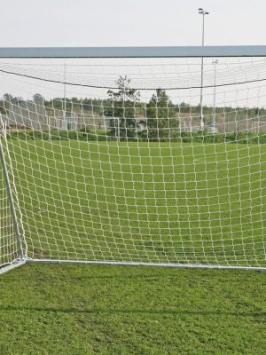 Stærð leikvallar - ClassicPro Square Dýpt efst 80 cm, dýpt neðst 200 cm