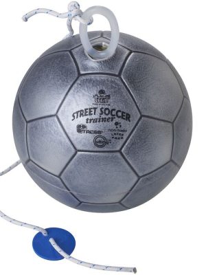 Götufótbolti með streng, stærð 4 Ø 21 cm, þyngd u.þ.b. 350 g