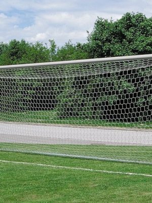 Fótboltamark 11 manna - Klassískt. Dýpt að ofan 80 cm, dýpt að neðan 200 cm.