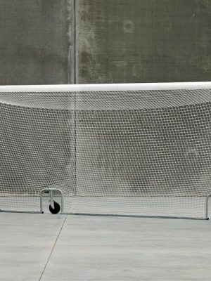 Fótboltamark 7 og 8 manna - Smartlift hvítt. Dýpt að ofan 80 cm, dýpt að neðan 200 cm.