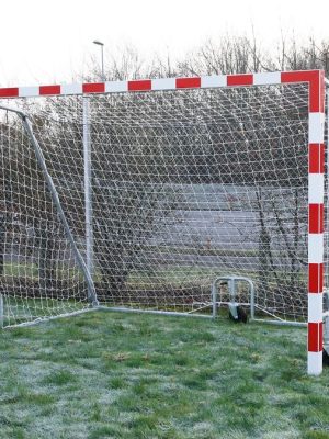 Útimark fyrir handbolta - Smartlift. Dýpt að ofan 80 cm, dýpt að neðan 200 cm.