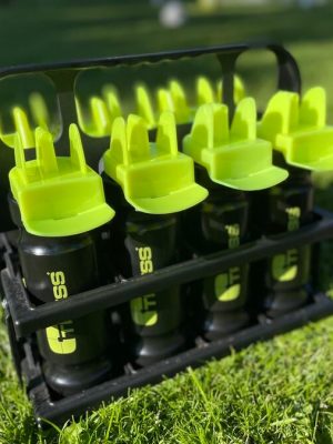 Hygienic Team drykkjarflöskur 1L, 8 stk., með haldara fyrir 8 flöskur