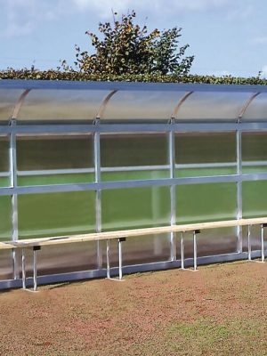 Leikmannaklefi fyrir 6-7 manns Breidd: 300 cm